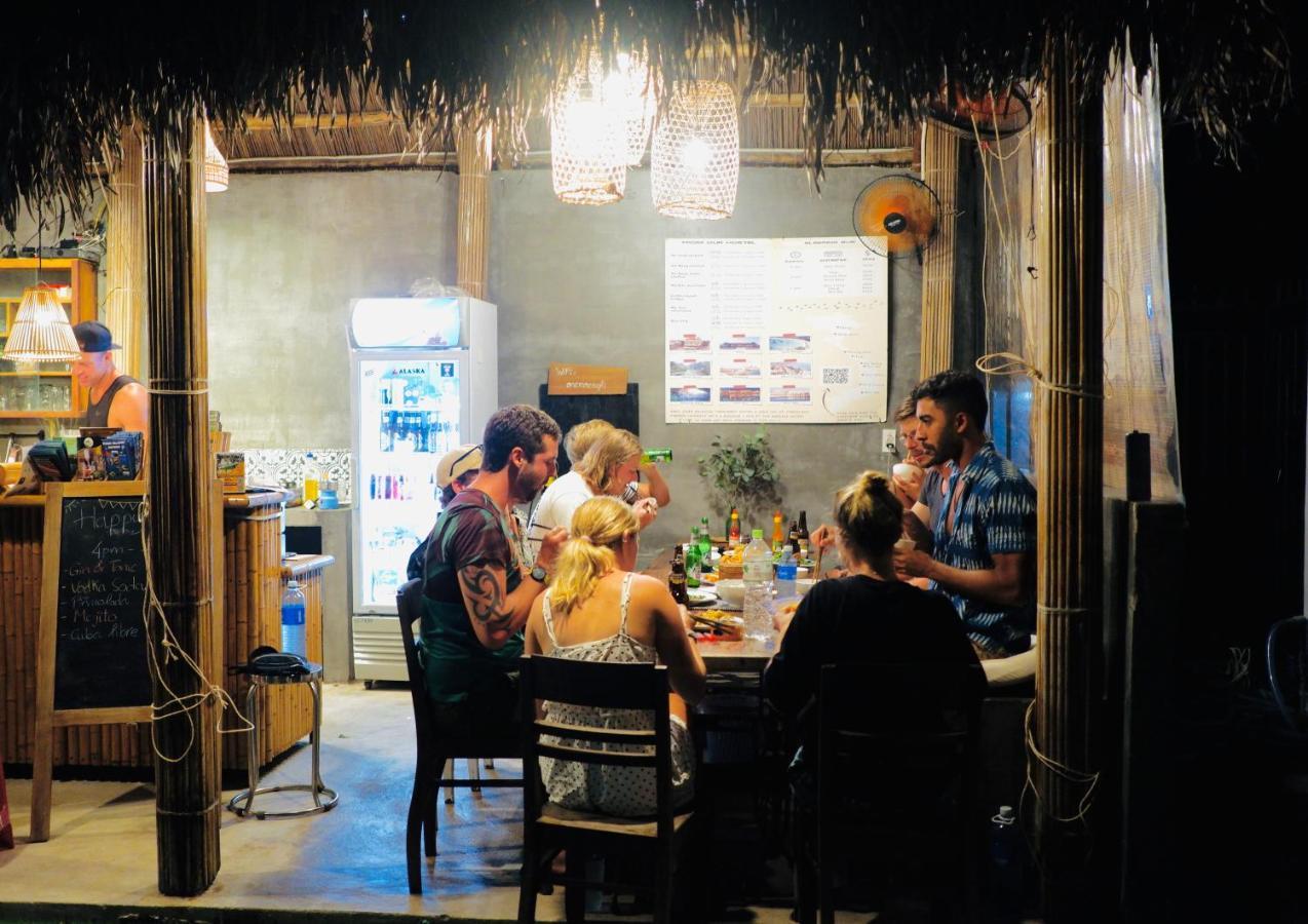 Wanderlust - Beach Side Hoi An An Bàn Екстериор снимка