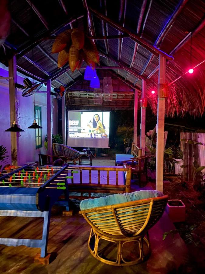 Wanderlust - Beach Side Hoi An An Bàn Екстериор снимка